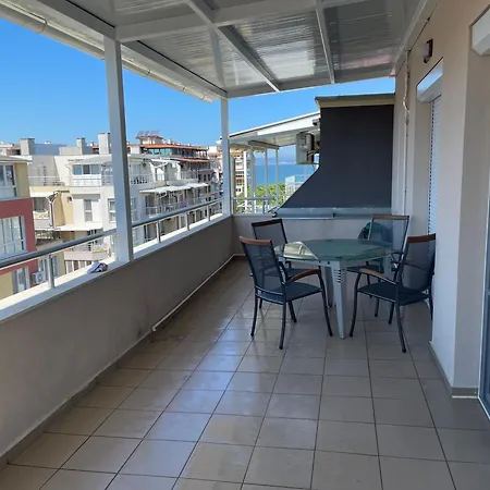 63 Apartment *